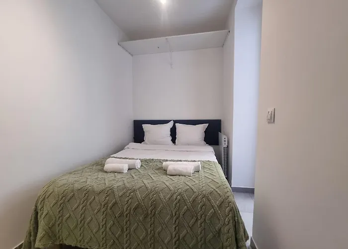 Carnier Avec Parking 보솔레이