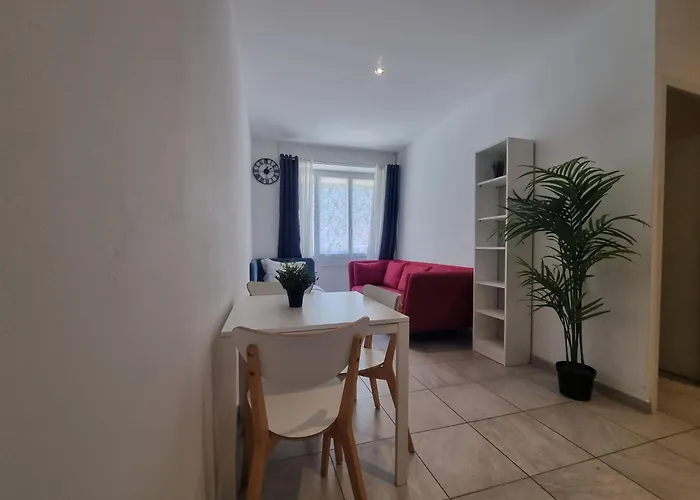 아파트 Carnier Avec Parking 보솔레이