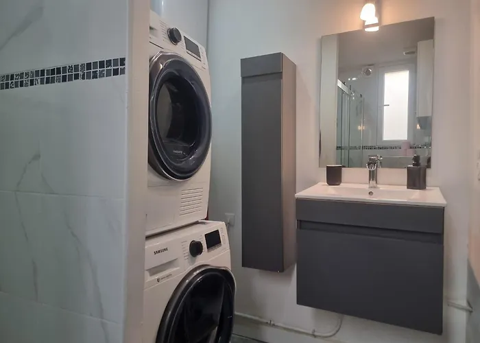 Carnier Avec Parking *