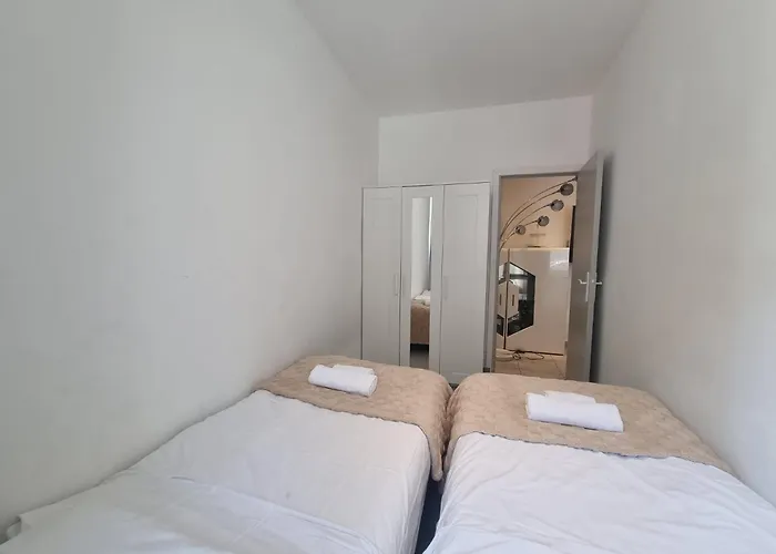 아파트 Carnier Avec Parking 보솔레이